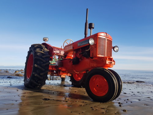Tractor Tours to Cape Kidnappers